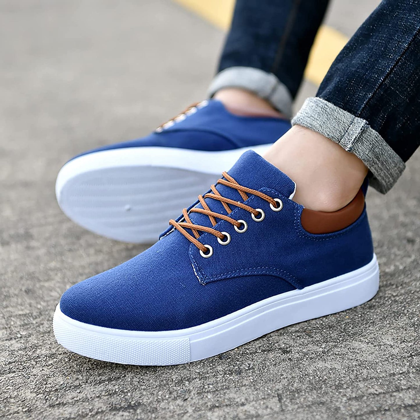 Magnus - men's sneakers with white sole