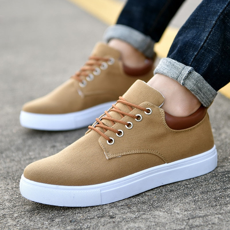 Magnus - men's sneakers with white sole