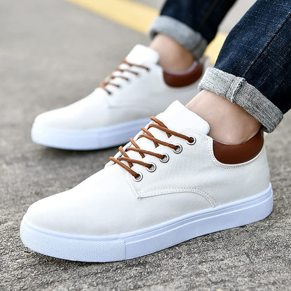 Magnus - men's sneakers with white sole