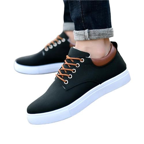 Magnus - men's sneakers with white sole